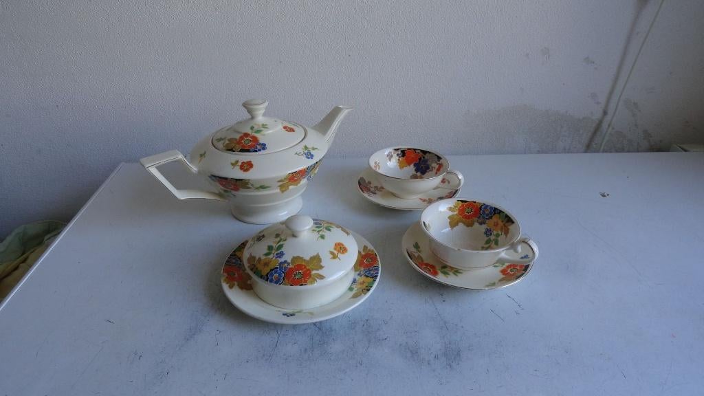 Mosa Oostindische kers theepot, botervloot, kop en schotel, Ophalen of Verzenden