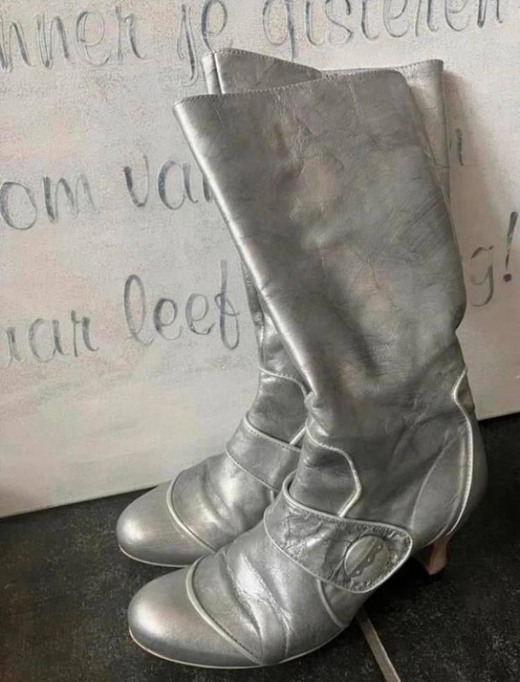 Zilverkleur leren laarzen Spaanse merk Spiral maat 42, Hoge laarzen, Overige kleuren, Ophalen of Verzenden, Zo goed als nieuw