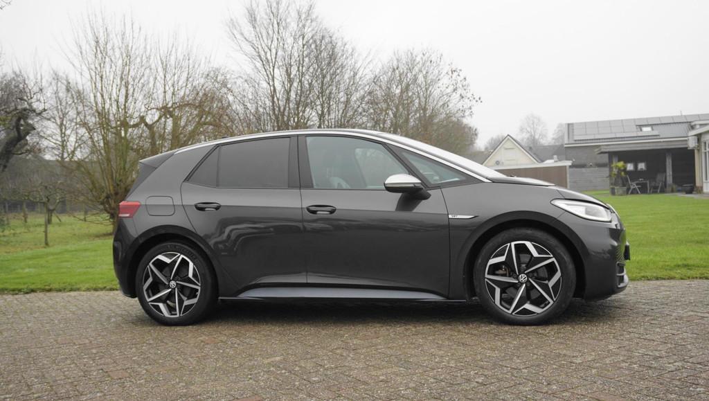 Volkswagen ID.3 First Plus 58 kWh Met SOH Camera met SOH rap, Auto's, Automaat, 966 min, Gebruikt, ID.3