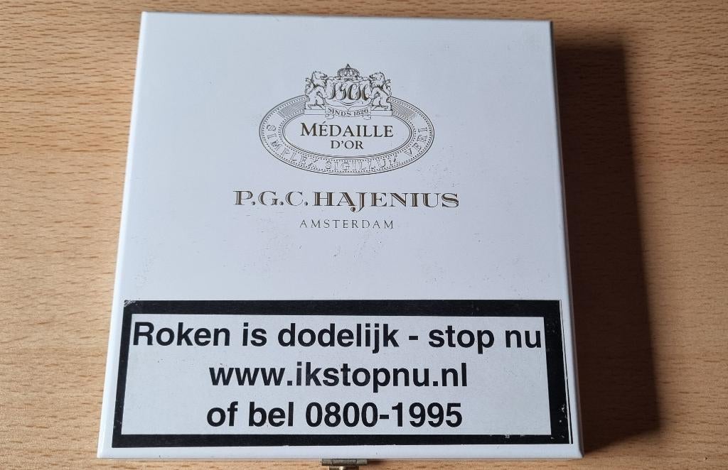 Sigaren kistje P.G.C Hajenius, Verzamelen, Ophalen of Verzenden, Gebruikt, Tabaksdoos of Verpakking