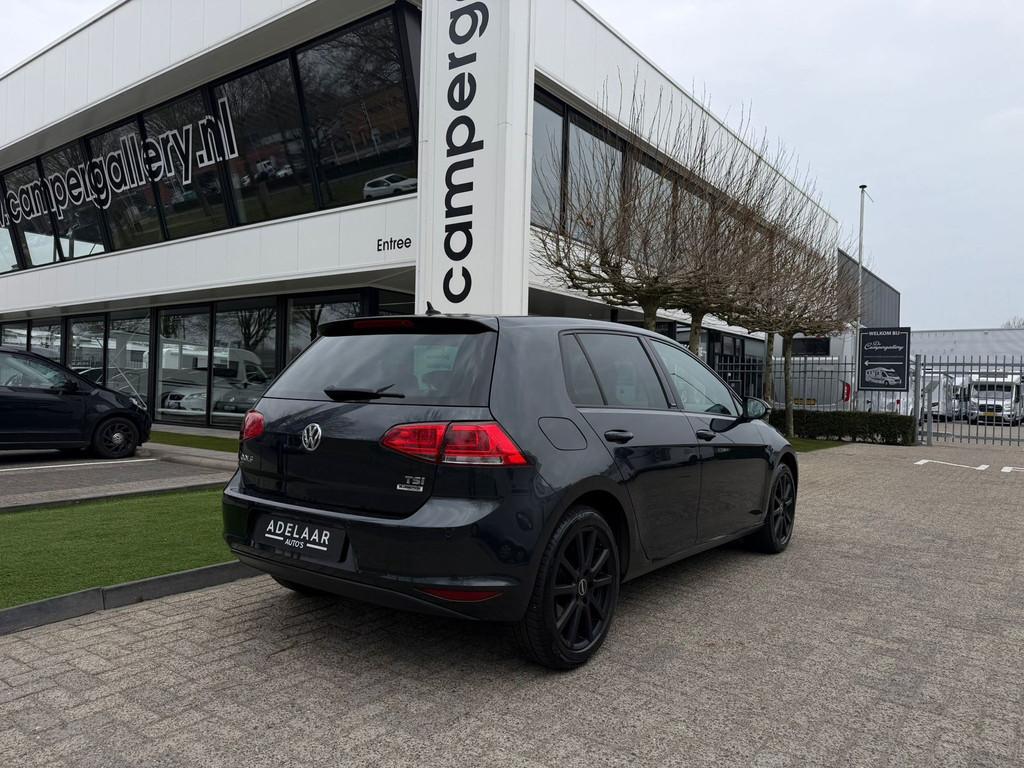 Volkswagen Golf 1.2 TSI Allstar l METALLIC l CRUISE CONTROL, Voorwielaandrijving, Gebruikt, 4 cilinders, Origineel Nederlands