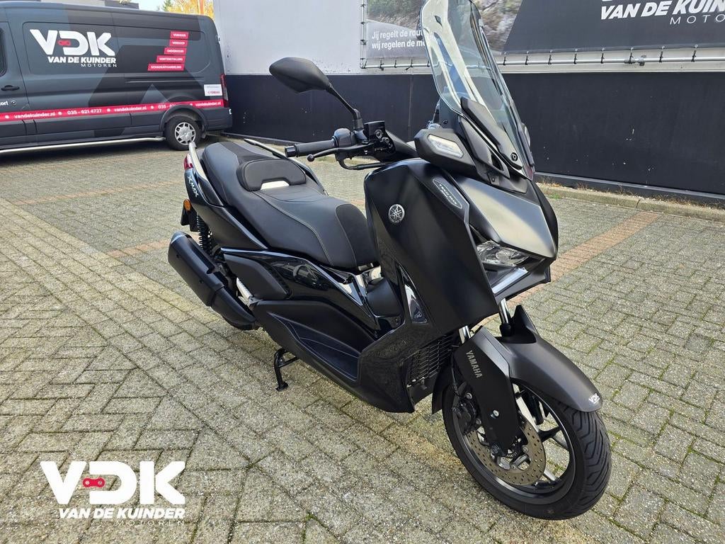 YAMAHA X MAX 300 TECH MAX (bj 2024) - foto 2