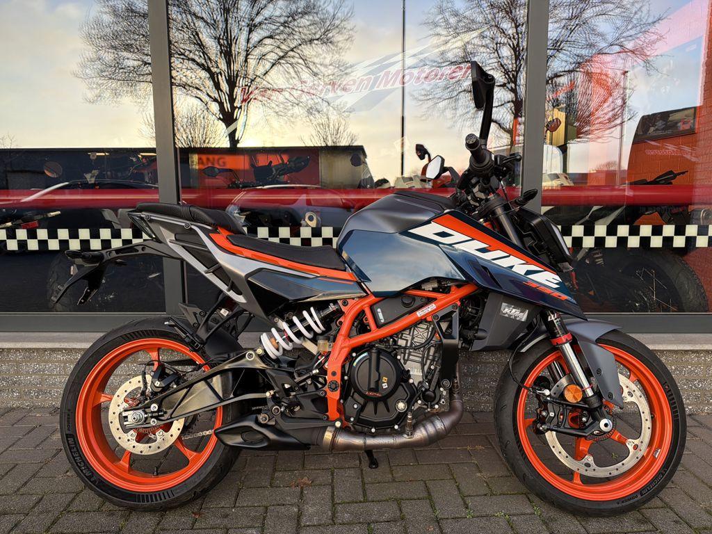 KTM 390 DUKE ABS 2026