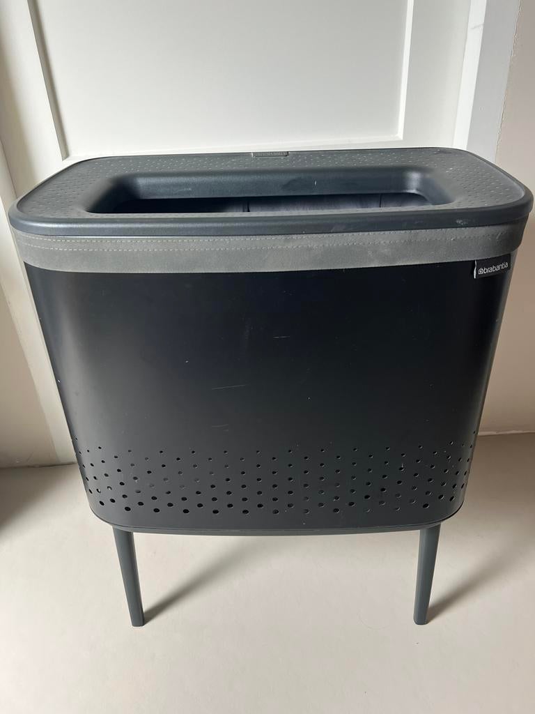 Brabantia wasmand 60 liter in zwart en antraciet, Ophalen, Gebruikt, Grijs, Overige typen