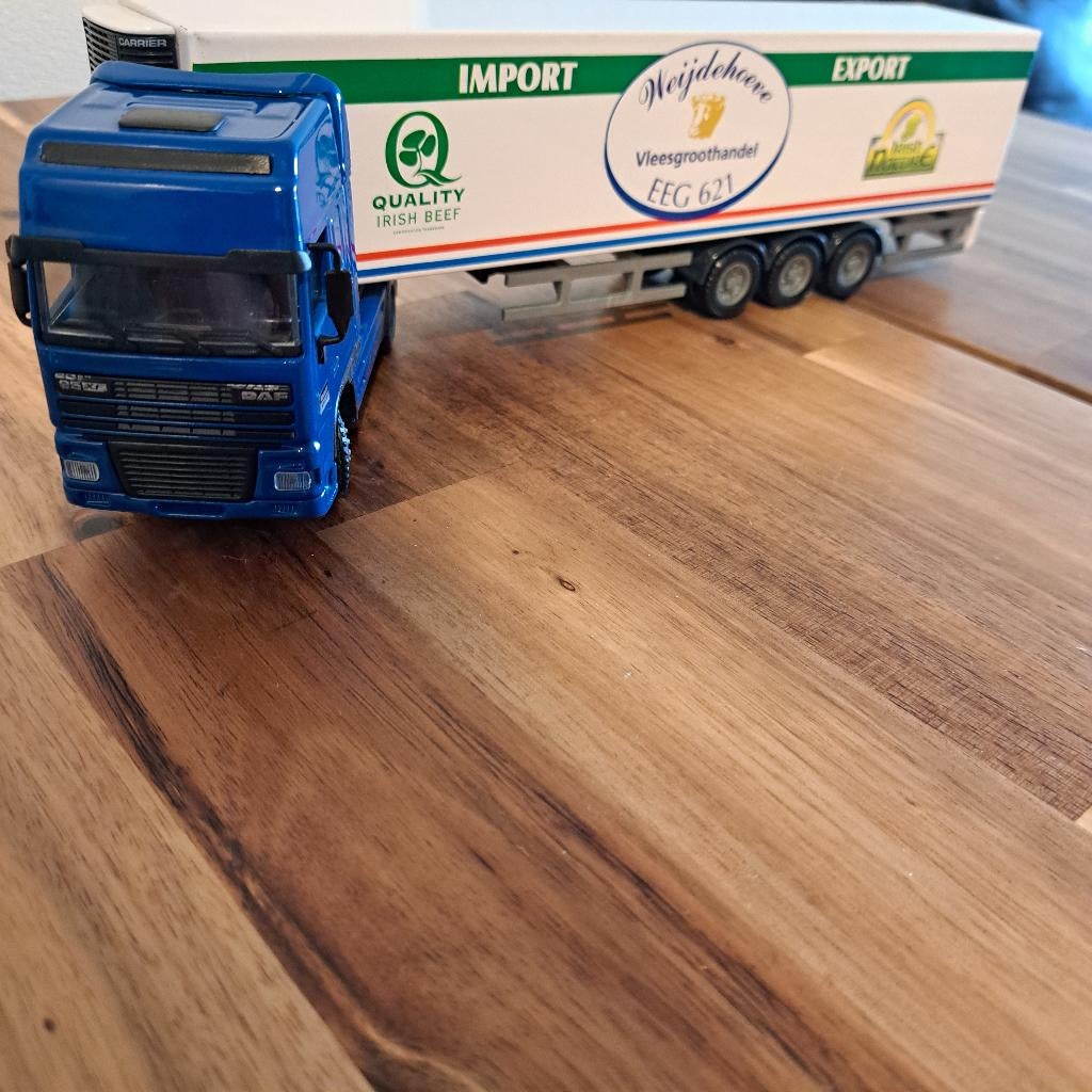 95XF DAF SPACE CAB & KOELTRAILER ECHT WIT NIEUW ., Hobby en Vrije tijd, Modelauto's | 1:50, Verzenden, Nieuw, Bus of Vrachtwagen