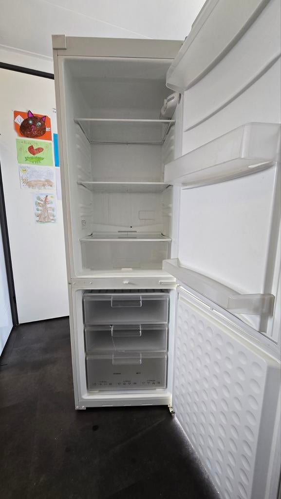 Gratis! Siemens koel-vriescombinatie - Werkt prima!, Gebruikt, 200 liter of meer, 60 cm of meer, Met aparte vriezer