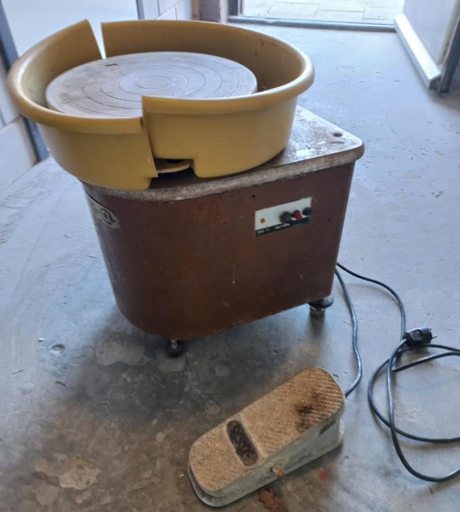 Elektrische Brent draaischijf, Hobby en Vrije tijd, Pottenbakken, Ophalen, Gebruikt