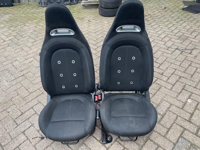 Interieur Abarth 500/595/695 (2016-05/..), Stellantis N.V., Gebruikt, Webaccessibility@stellantis.com, Taurusavenue 1, Hoofddorp 2132 LS, , Nederland