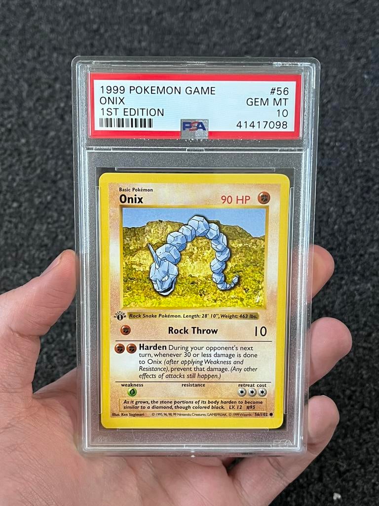 Pokémon PSA 10 1st edition Onix #56 Base set, Hobby en Vrije tijd, Verzamelkaartspellen | Pokémon, Ophalen of Verzenden, Zo goed als nieuw