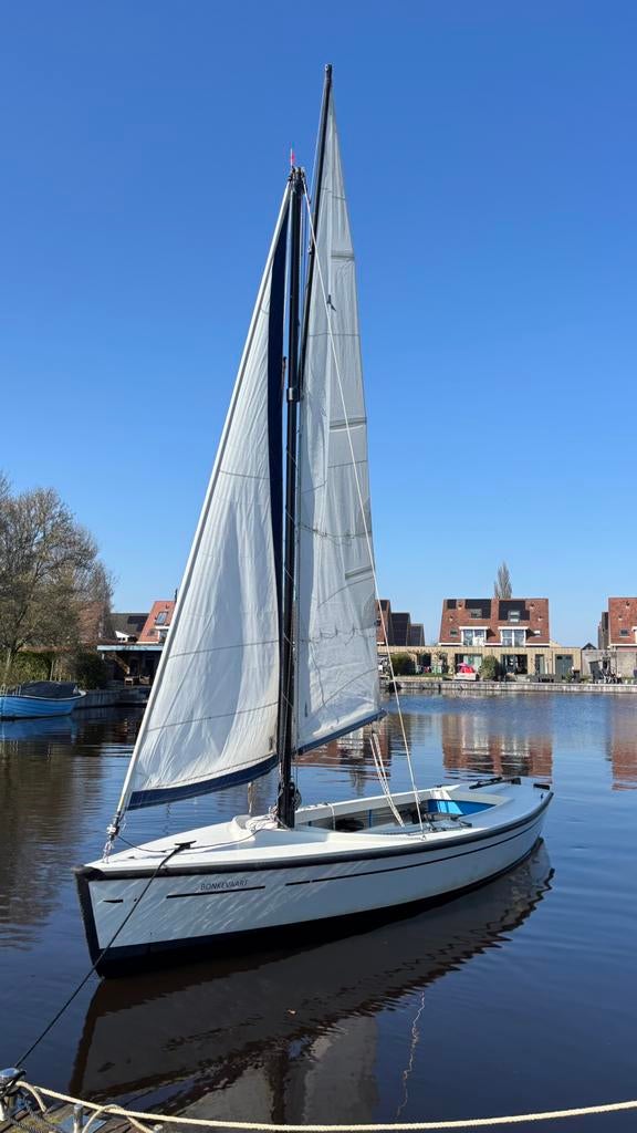 Polyvalk Hoora, Watersport en Boten, Open zeilboten, Gebruikt, Polyvalk, 6 meter of meer, Polyester, Buitenboordmotor, Benzine