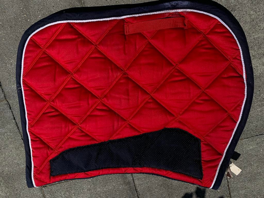 Fouganza dekje rood Full, Dieren en Toebehoren, Paarden en Pony's | Dekens en Dekjes, Ophalen of Verzenden, Zo goed als nieuw