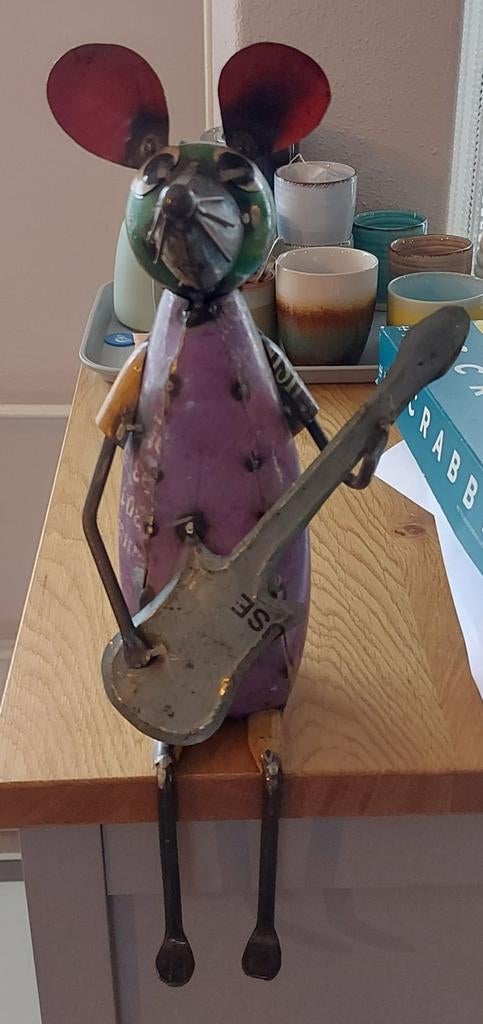 Muis met gitaar, Ophalen