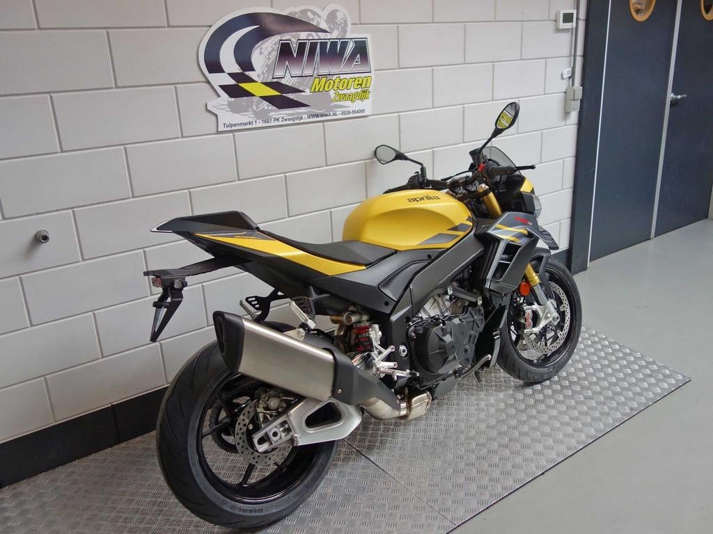 APRILIA TUONO V4 1100 - foto 3