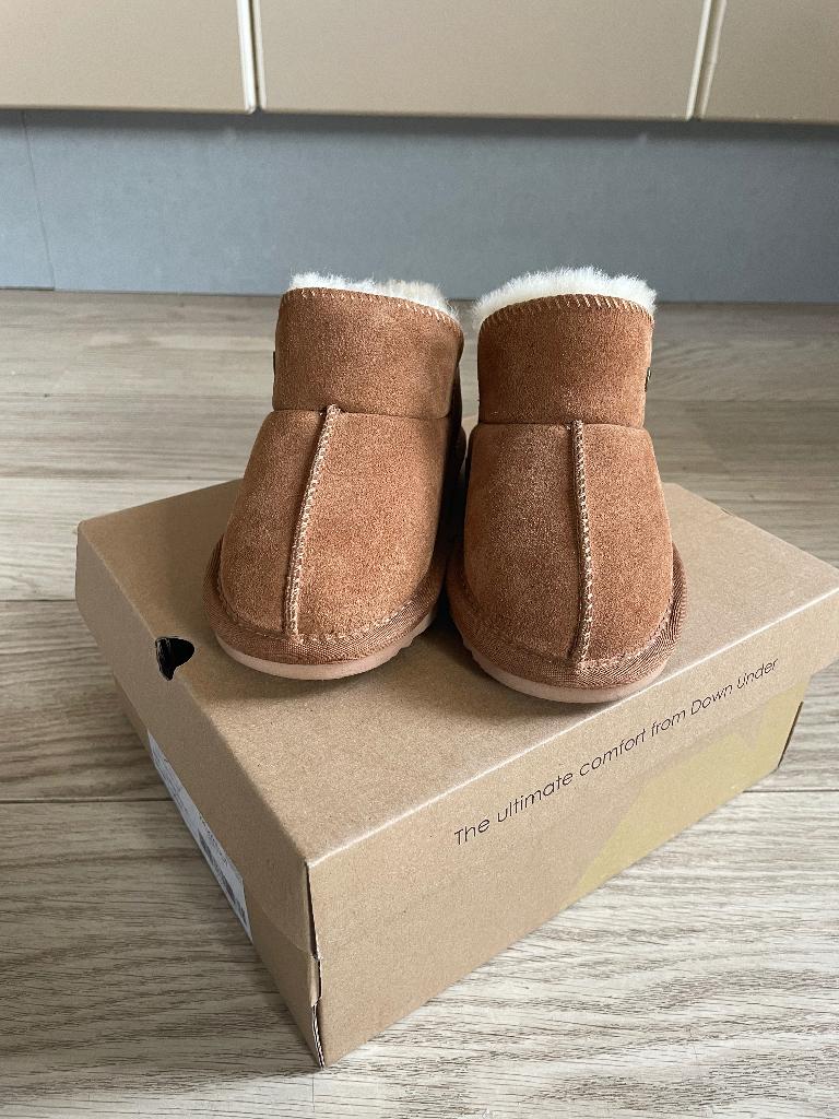 Warmbat pantoffels maat 28, Jongen of Meisje, Overige typen, Nieuw, Ophalen of Verzenden