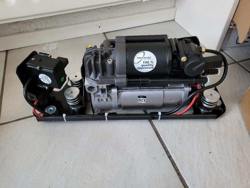 BMW f01 f02 f04 f07 GT f10 f11 compressor complete luchtpomp, Ophalen of Verzenden, Nieuw, BMW