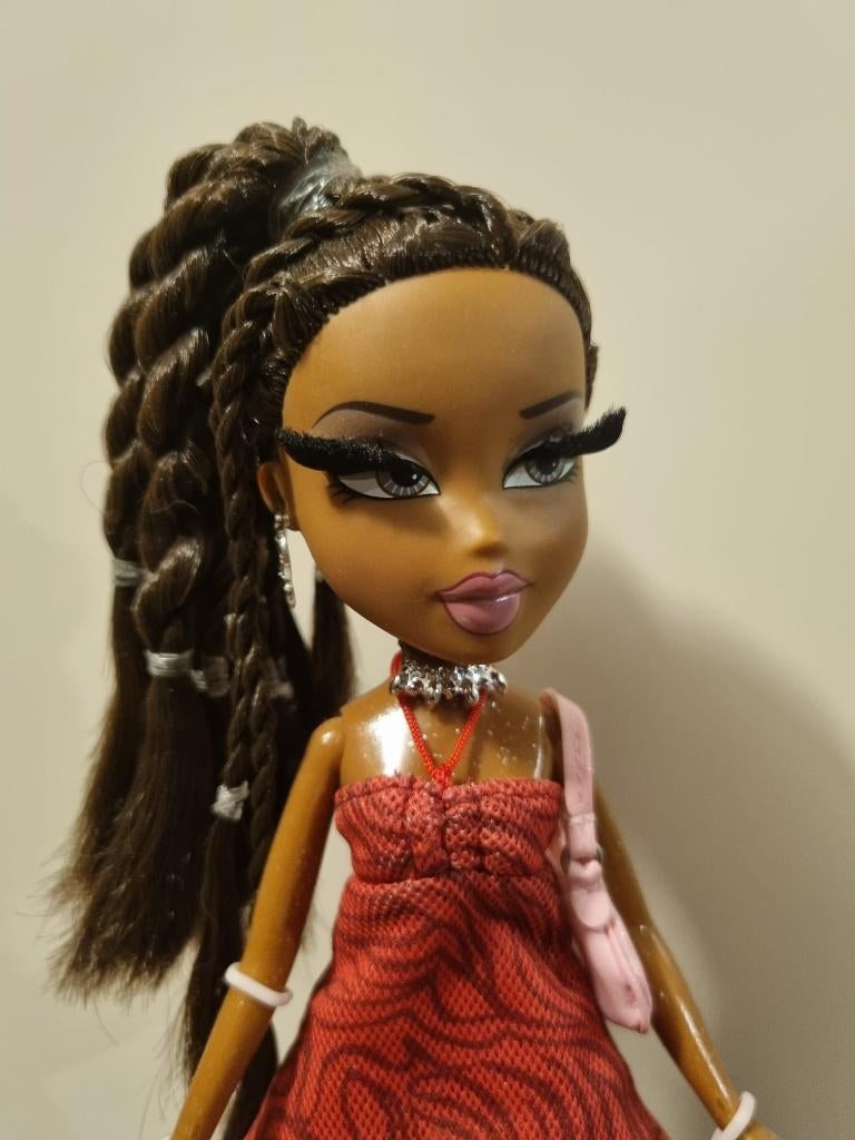 Bratz Girls Nite Out doll/pop Sasha, Verzamelen, Poppen, Ophalen of Verzenden, Zo goed als nieuw, Pop