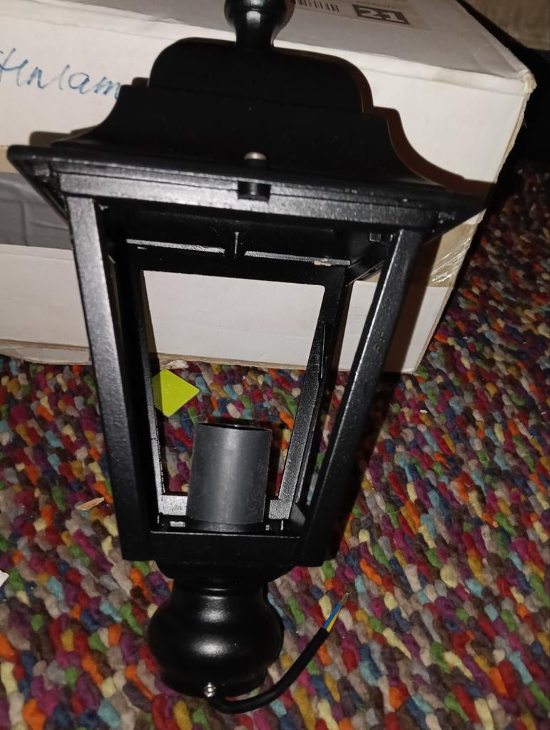 Nieuwe Buitenlamp - Nooit Gebruikt!, Wandlamp, Ophalen of Verzenden, Waterbestendig, Nieuw