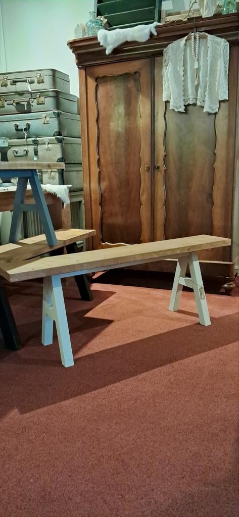 Leuke houten bankjes, Ophalen, Gebruikt, Hout