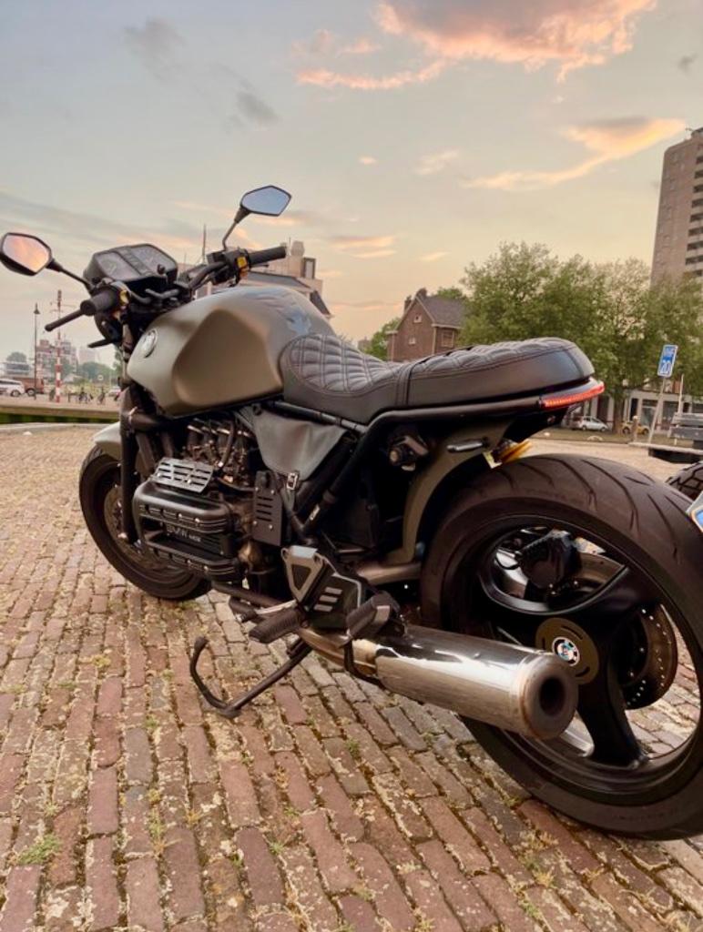 Schitterende Custom Cafe Racer obv BMW K1100 RS