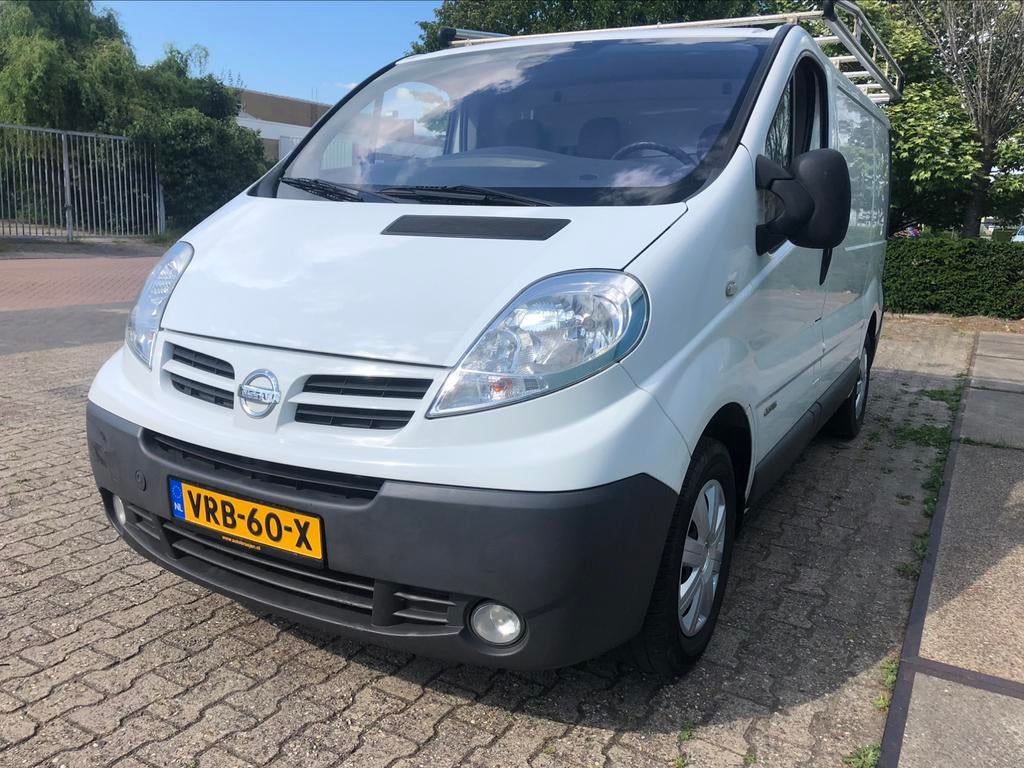 Nissan Primastar 2.0 D 84KW EURO5.BJ 2015 ZEER NETJES!AIRCO!, Auto's, Bestelauto's, Euro 5, Stof, 1995 cc, 4 cilinders