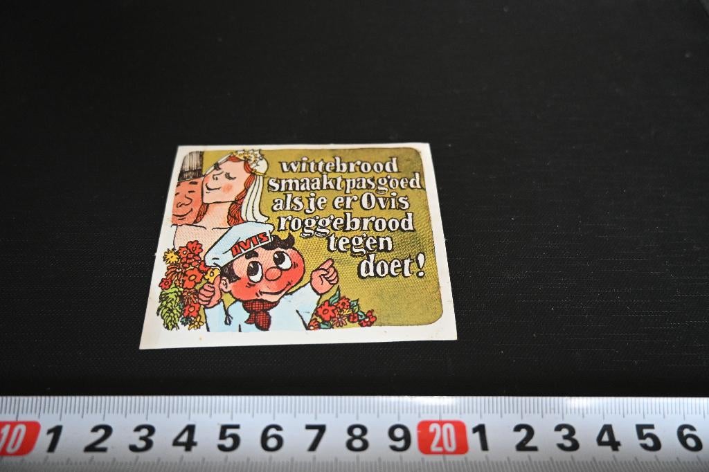 sticker Wittebrood smaakt pas goed als je er OVIS roggebrood, Ophalen, Zo goed als nieuw