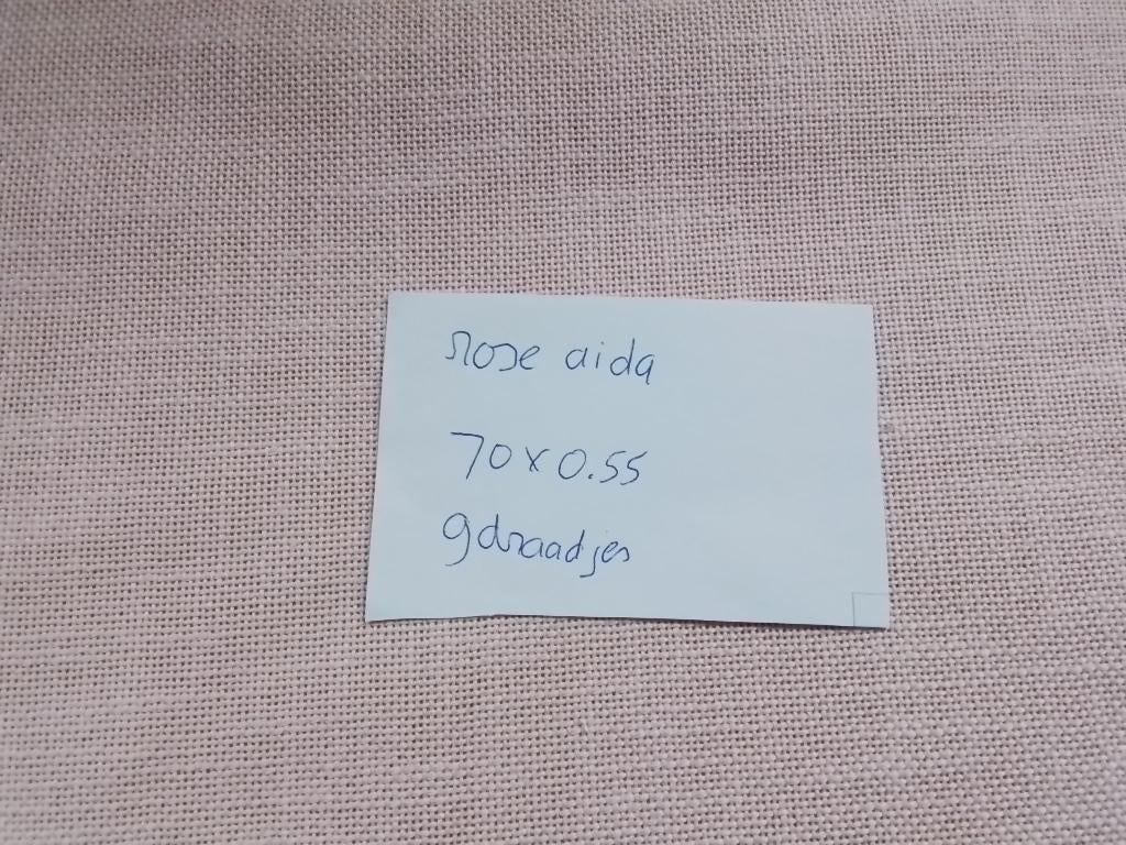 Zweigart Rose borduurstof 70 x 55 cm, 9 draadjes, Ophalen of Verzenden, Zo goed als nieuw, Handborduren, Onderdeel of Toebehoren