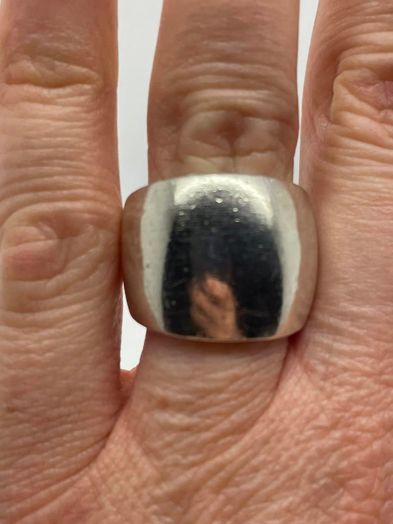 B446 Prachtige zilveren modernist ring maat 17,5, Ophalen of Verzenden, X, Dame, Zilver