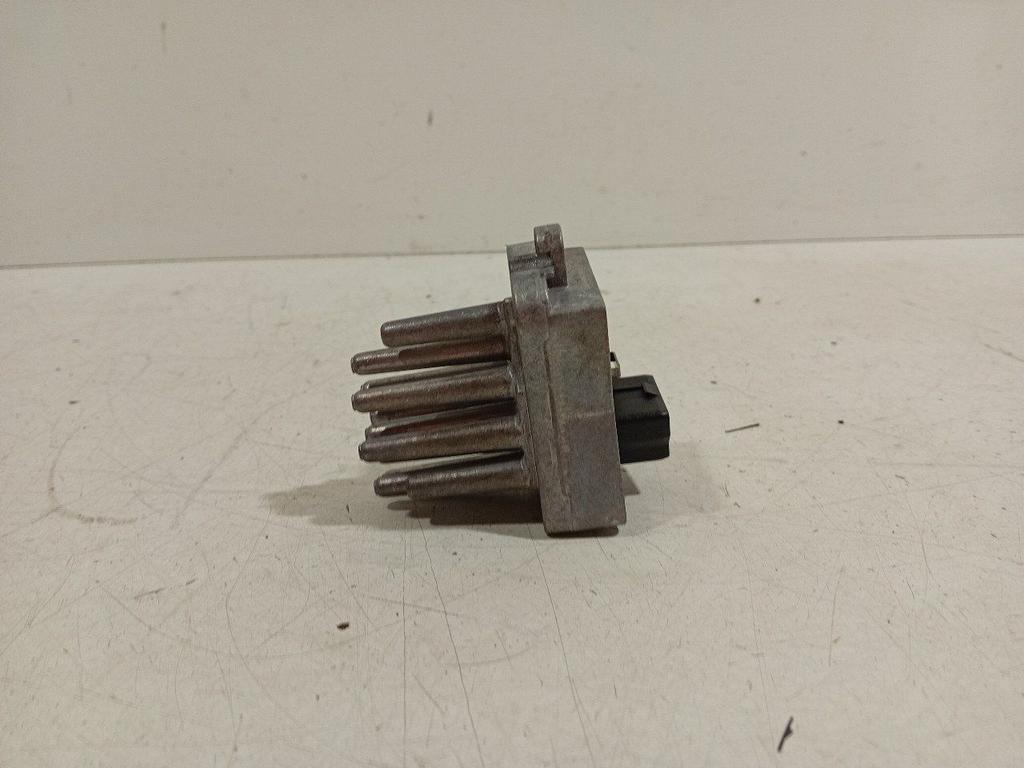 Kachelweerstand Land Rover Range Rover, Onderdelen@venauto.nl, Van der Ven Autorecycling B.V., Ettenseweg 76, 4706 PB Roosendaal, The Netherlands