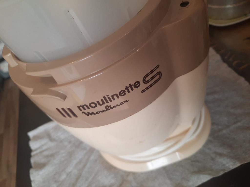 Moulinex Moulinette S - Vintage Keukenmachine, Gebruikt, Ophalen of Verzenden, Vaatwasserbestendig, Minder dan 1 liter