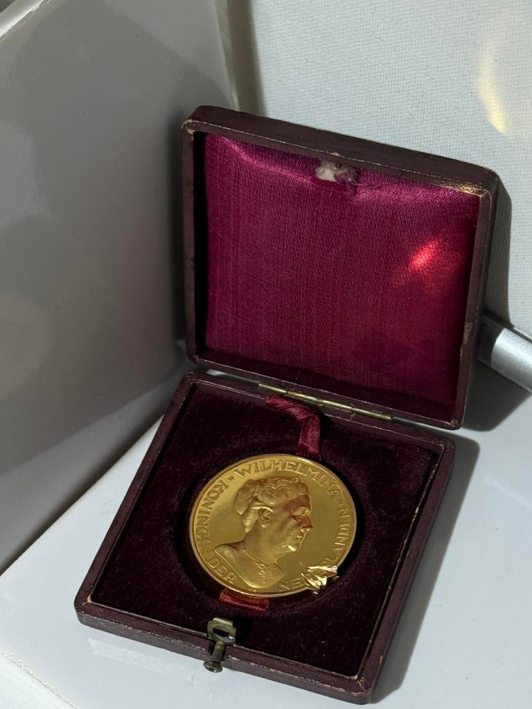 Zeldzame penning ter ere van de vrijheid Nederland ( 1946 ), Ophalen of Verzenden, Overige materialen, Nederland