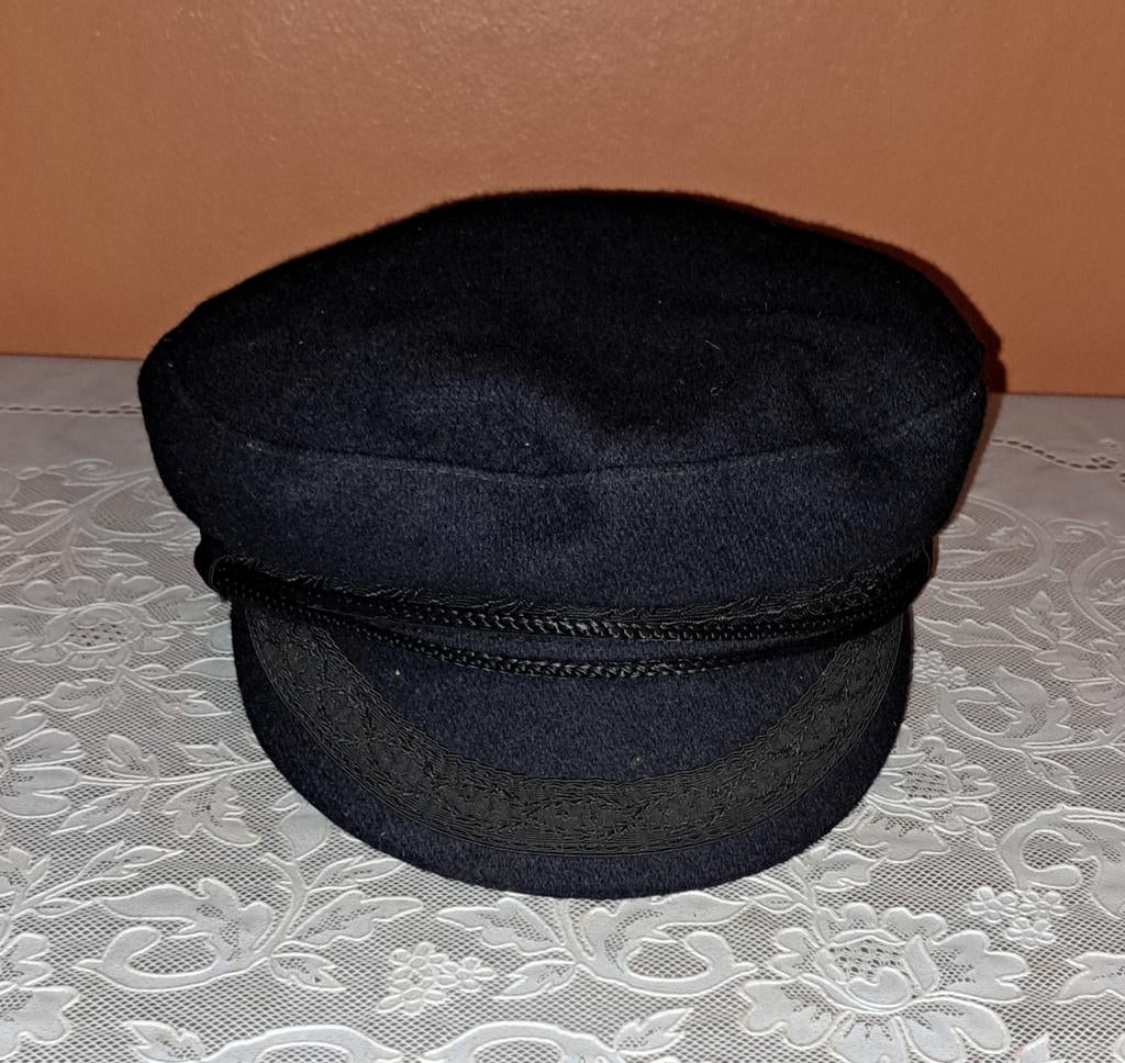 Pet kepi oude visserspet, Verzenden