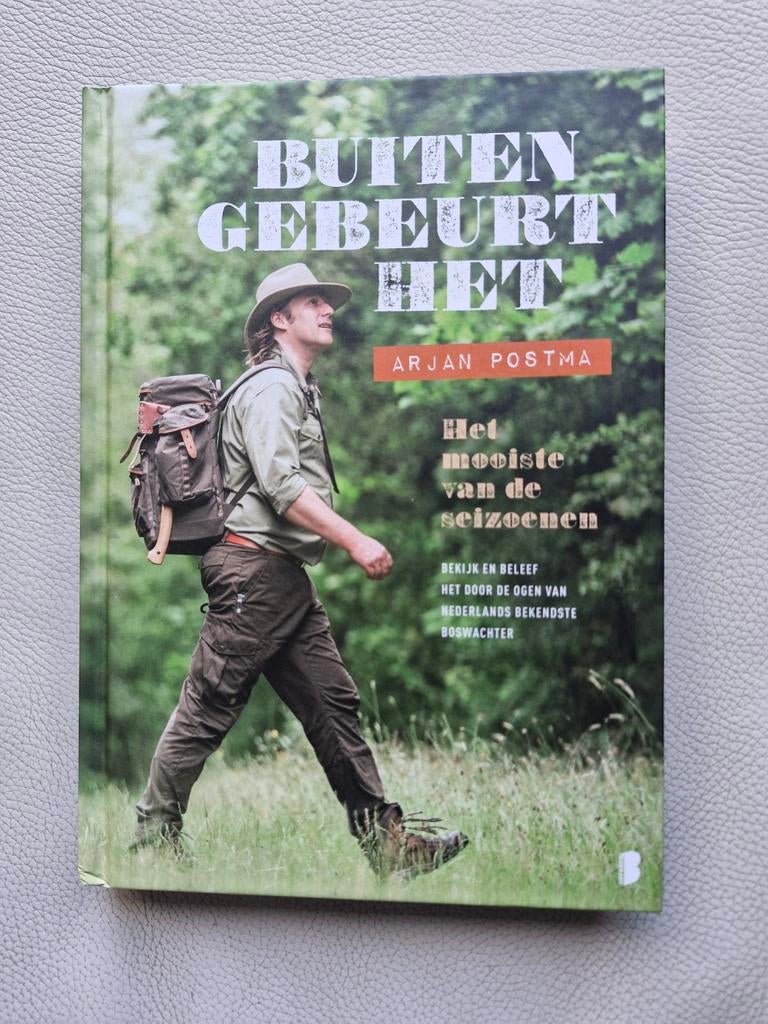Arjan Postma - Buiten gebeurt het, Arjan Postma; Koen van Santvoord, Ophalen of Verzenden, Zo goed als nieuw, Natuur algemeen