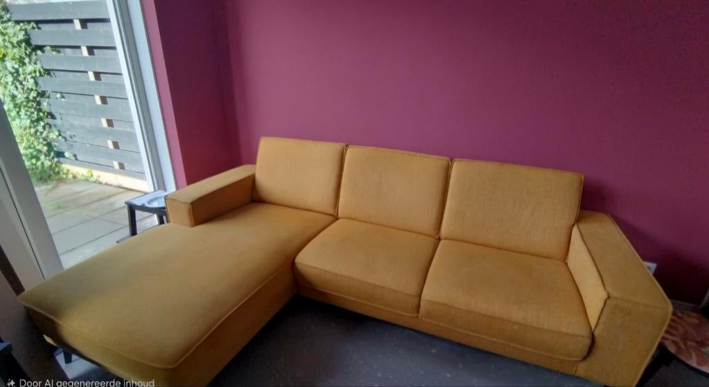 Mooie okergele Pronto bank - 2 jaar oud, Ophalen, Zo goed als nieuw, Stof, Modern