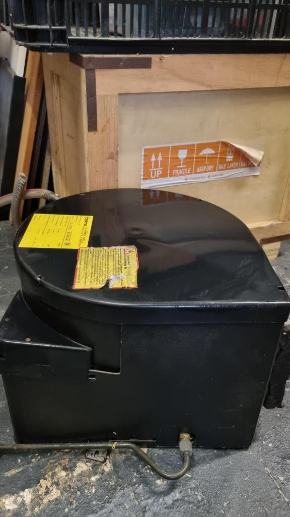 Camper Boiler TRUMA TRUMATIC B10 Water boiler Gas boiler, Verzenden, Gebruikt