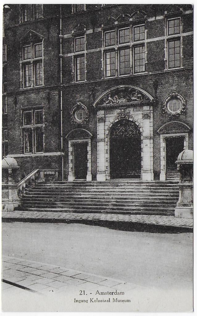 Amsterdam Koloniaal museum Ongelopen Ansichtkaart ( B6771 ), Ophalen of Verzenden, 1940 tot 1960, Ongelopen, Noord-Holland