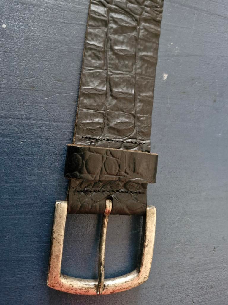 Zwarte leren riem met crocoprint, Ophalen of Verzenden