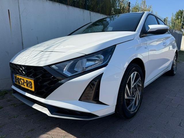 Hyundai I20 1.0 T-GDI Comfort/FACELIFT MODEL/NAVI/CARPLAY/VI, Voorwielaandrijving, Gebruikt, 100 pk, Origineel Nederlands