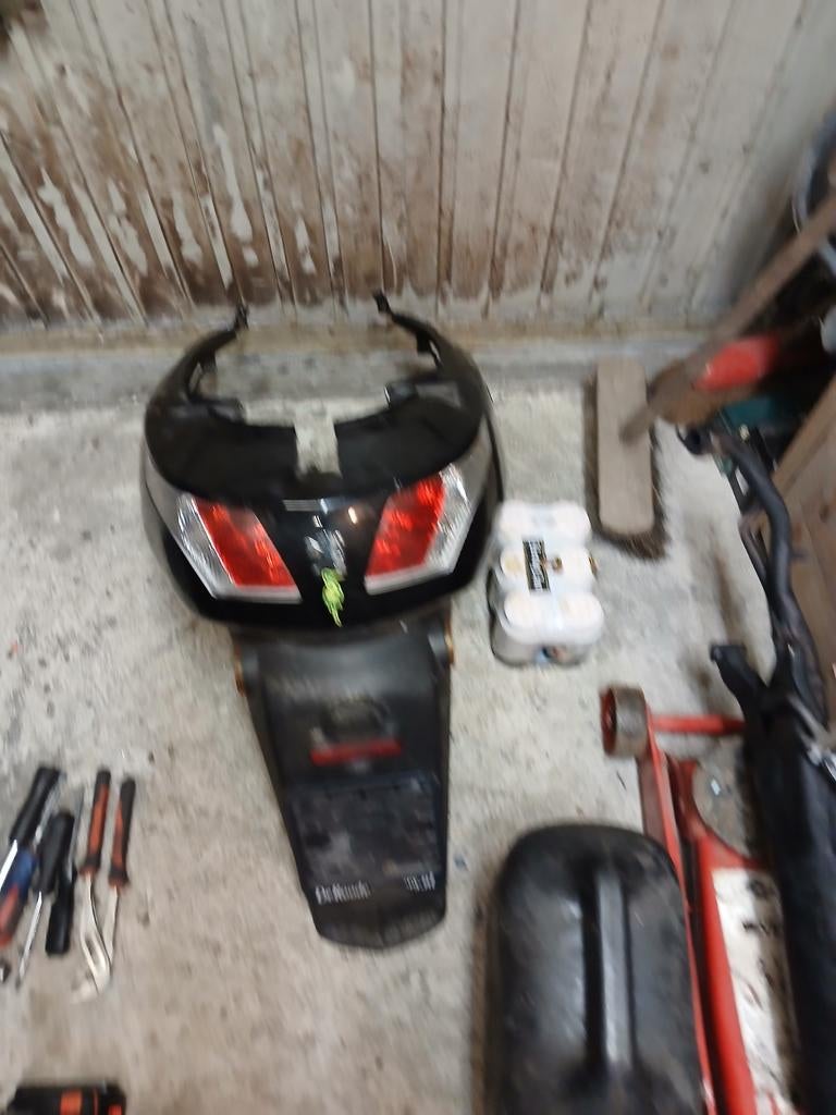 Achterkappen Peugeot New Vivacity (vanaf 2010) - Gebruikt, Ophalen