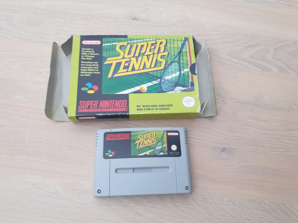 Super Tennis SNES - Klassieke Tennisgame met Doosje, Spelcomputers en Games, Games | Nintendo Super NES, Gebruikt, 2 spelers, Eén computer