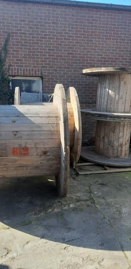 Kabel haspels, Tuin en Terras, Tuintafels, Ophalen, Rond, Hout