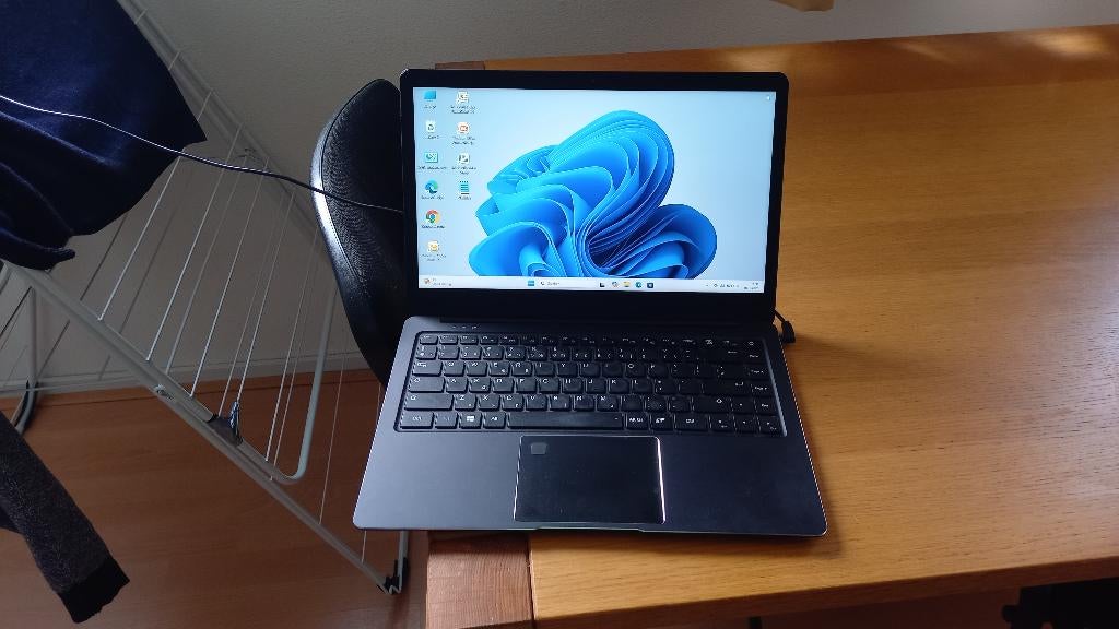nette en goedwerkende laptop 250 gb hd-win11-4 gb ram, Ophalen, 256 GB, 2 tot 3 Ghz, Qwerty