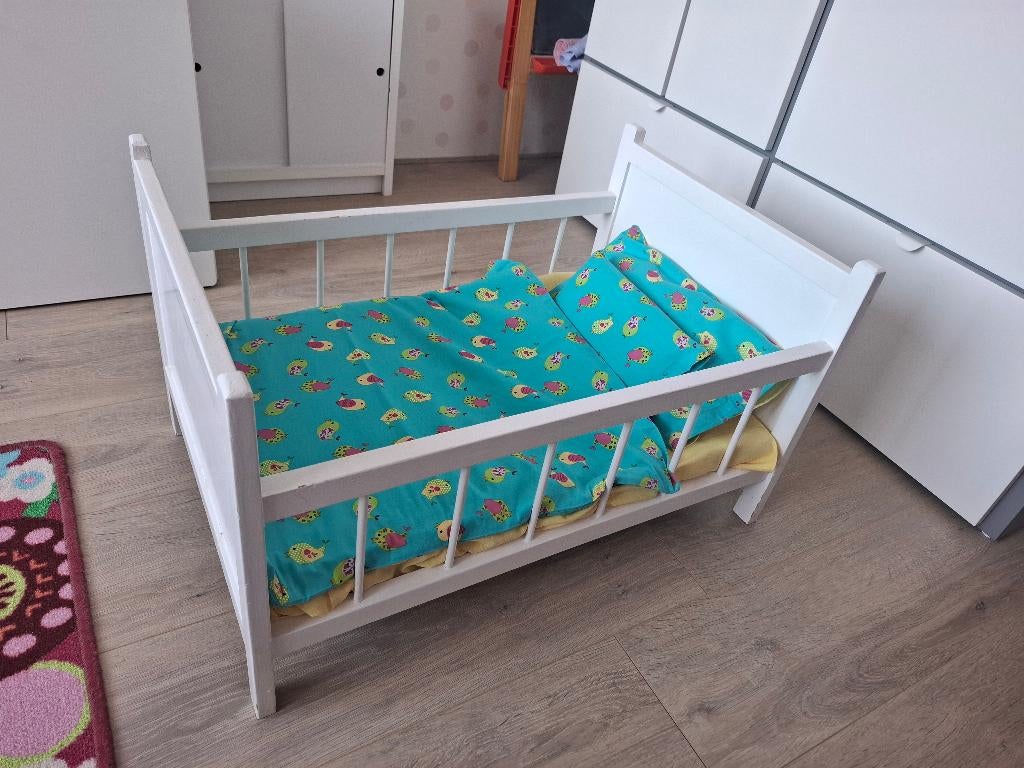 Poppenbed hout, Ophalen, Gebruikt, Babypop