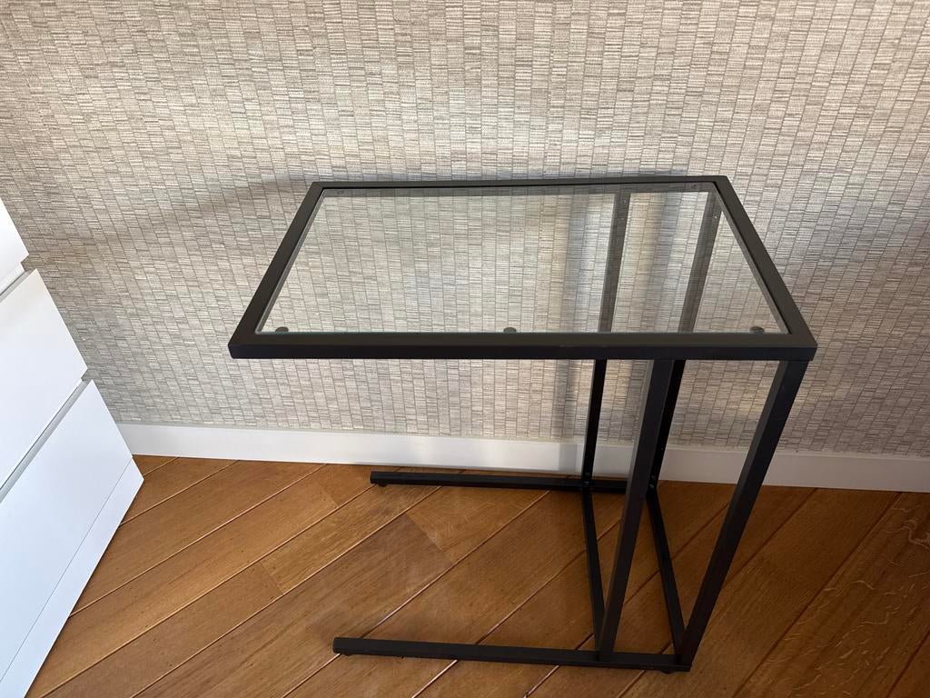 IKEA Vittsjo bijzettafel zwart met glazen blad, Gebruikt, 55 tot 75 cm, Glas, Rechthoekig