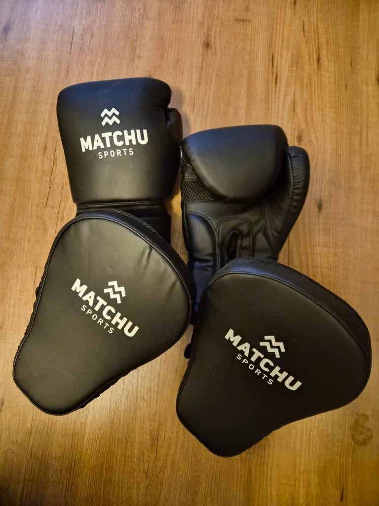 Matchu Sports bokshandschoenen, pads en boxzak, Sport en Fitness, Boksen, Ophalen, Bokshandschoenen