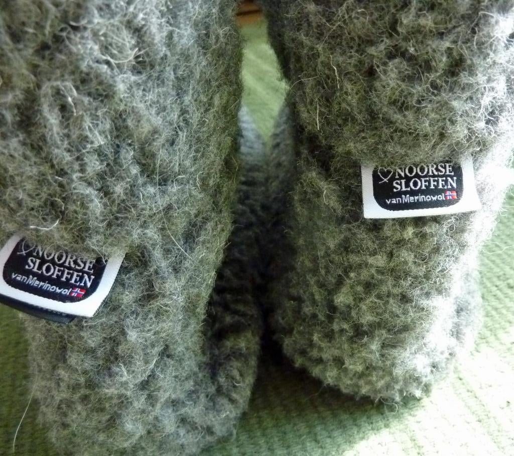 Wollen Noorse pantoffels (Merino-wol), Ophalen of Verzenden, Nieuw, Grijs, Pantoffels of Sloffen
