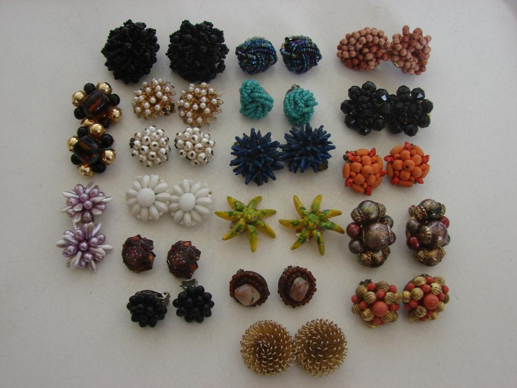 Vintage oorbellen clips per stuk te koop., Ophalen of Verzenden, Zo goed als nieuw, Overige kleuren, Overige materialen