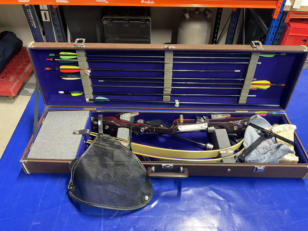 Vintage pijl en boog set professioneel in Yamaha koffer, Ophalen