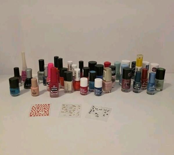 Veel nagellak nagel lak verschillende merken kleuren, Sieraden, Tassen en Uiterlijk, Uiterlijk | Cosmetica en Make-up, Ophalen of Verzenden