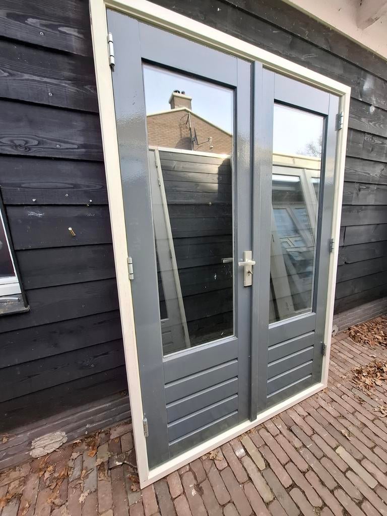 Openslaande tuindeuren dubbel glas deuren terrasdeuren pui, Doe-het-zelf en Verbouw, Kozijnen en Schuifpuien, Deurkozijn, Zo goed als nieuw