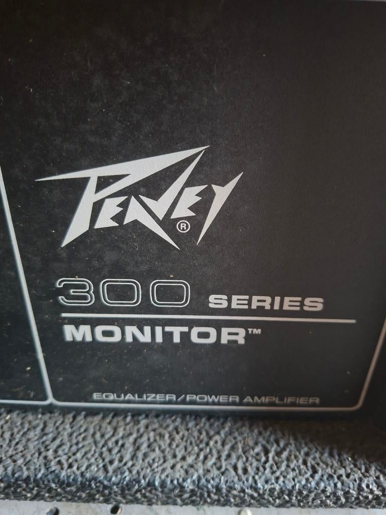 Peavey 300 Series Monitor Power Mixer/Versterker, Ophalen of Verzenden, Gebruikt, Minder dan 500 watt, Monitor(versterker)